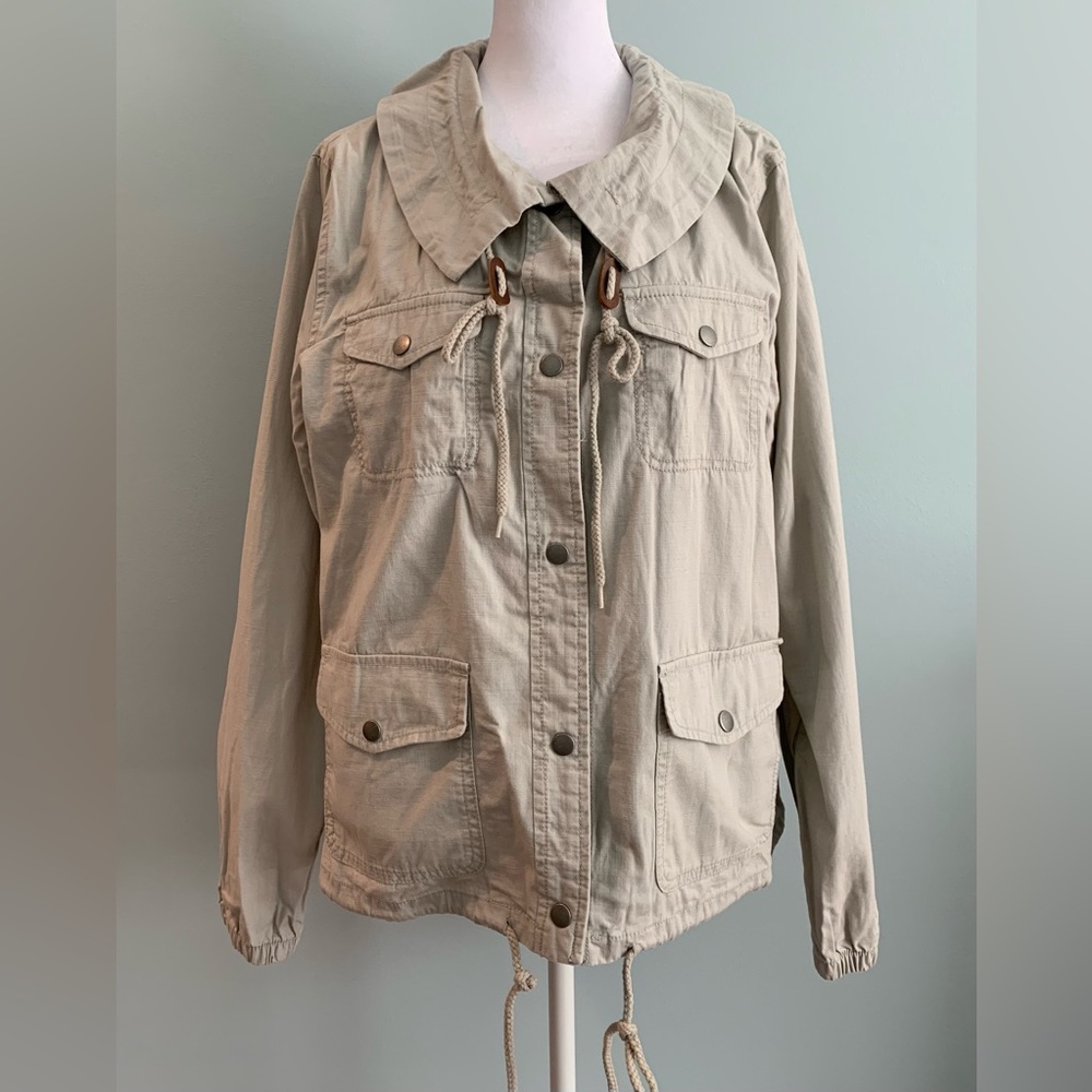 Snap front camp jacket